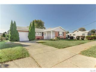 2023 Davis St, Bethlehem, PA 18017-5337