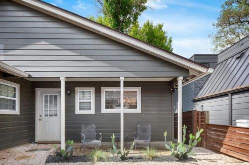 203 El Paso St, Austin TX  78704-6321 exterior