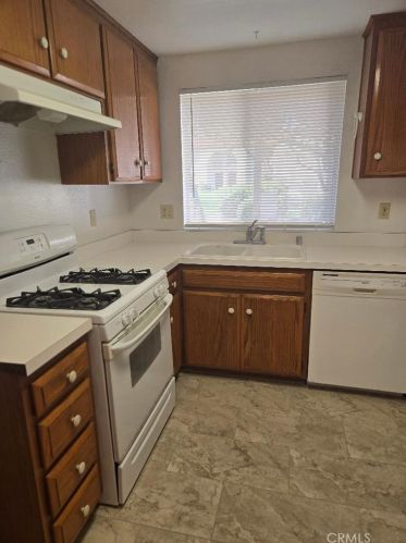 232 Aron Pl, Anaheim CA  exterior