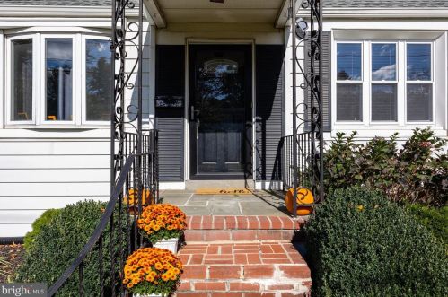 1905 High St, Haddon Heights, NJ 08035-1109