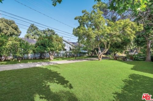 16 Perkins Dr, Arcadia, CA 91006-1853