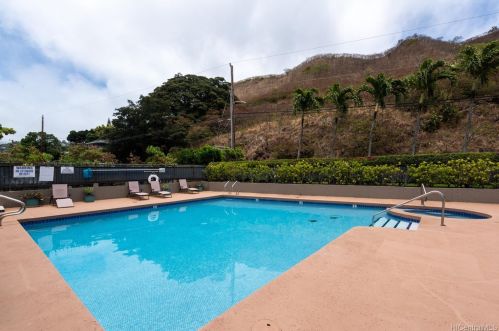 217 Prospect St, Honolulu HI  96813-1724 exterior
