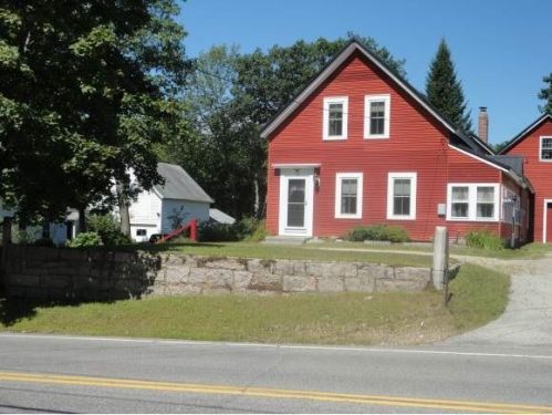 186 Meadow St, Wakefield, NH 03872-4427