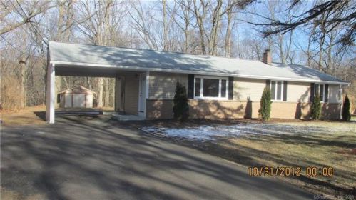 111 Ridgewood Rd, Wallingford CT  06492-2117 exterior