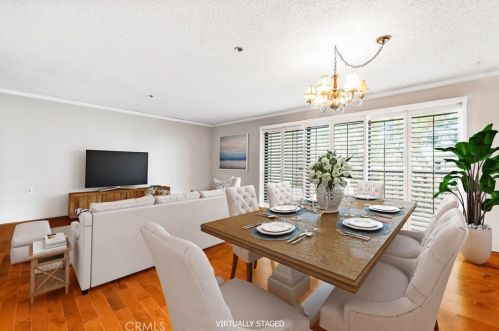 13550 Del Monte Dr, Seal Beach, CA 90740-6708