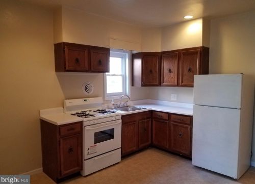 6819 Jackson St, Philadelphia PA  19135-2211 exterior