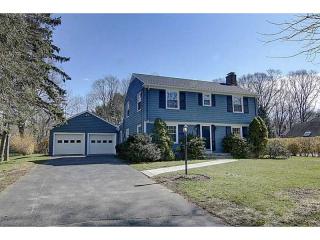 35 Lamson Rd, Barrington, RI 02806-2619