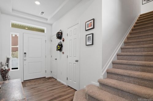 4568 Quemoy St, Aurora CO  80019-6025 exterior