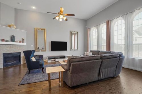 6725 Lost Star Ln, Fort Worth, TX 76132-4334