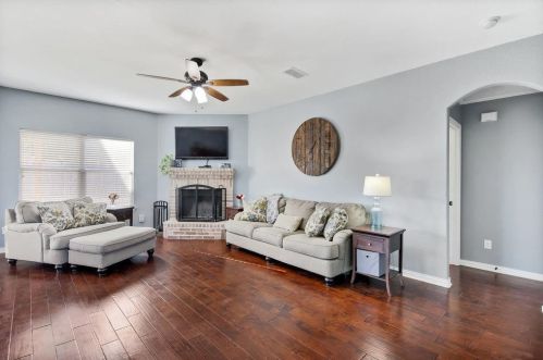 6901 Big Wichita Dr, Fort Worth TX  76179-2205 exterior