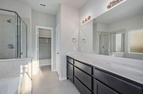 1733 Cindy Ln, Conroe TX  77304-3159 exterior