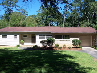 2957 King Alfred Dr, Macon, GA 31204-1208