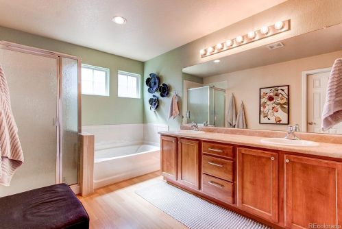 7588 Quatar Way, Aurora CO  80016-7119 exterior