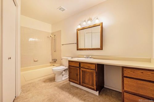 2850 Bridalwreath Pl, Loveland CO 80537-6019 exterior