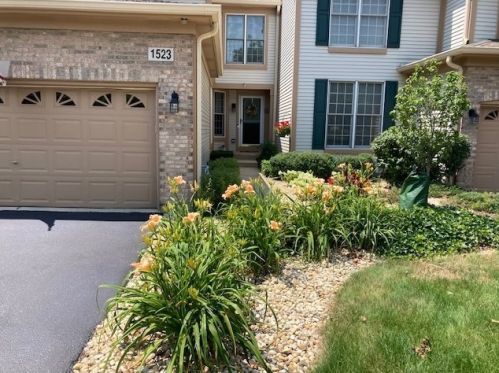 1523 Treeline Ct, Naperville, IL 60565-2010