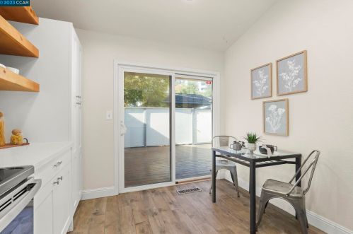 1570 Ashwood Dr, Pacheco, CA 94553-5345