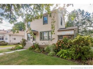 73 Humphrey St, Hartford, CT 06106-4335