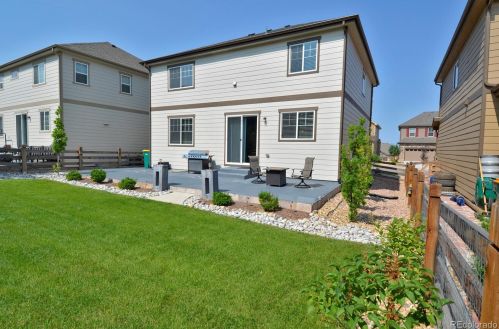 4990 Valdai Way, Aurora CO  80015-6792 exterior