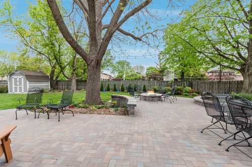 3009 Stratford Rd, Arlington Hts IL  60004-1707 exterior