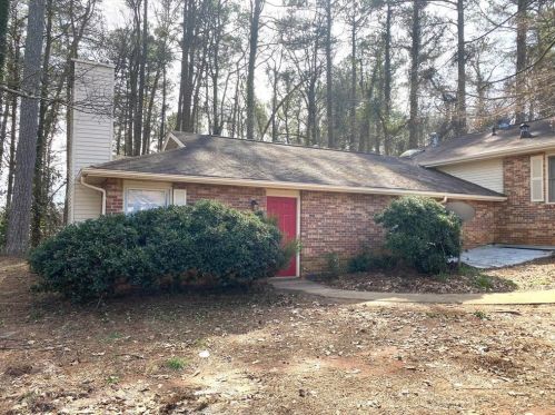 4979 Mountain Springs Way, Stone Mountain, GA 30083-3583