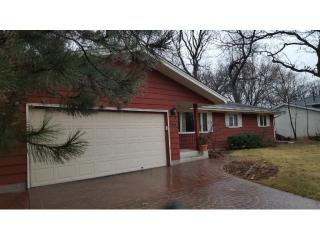 1014 County Rd D, Saint Paul MN  55126-3745 exterior