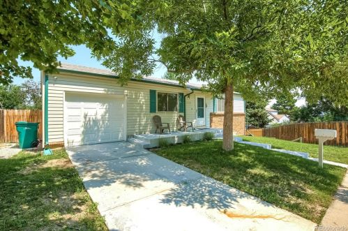 17161 Mercer Dr, Aurora, CO 80013-3252