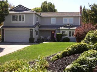 11527 Obispo Ct, Pleasanton, CA 94568-1368