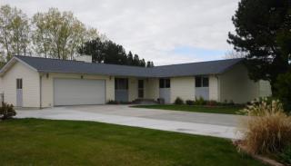 1505 38th Pl, Kennewick, WA 99337-3811