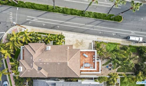 205 Avenida Valencia, San Clemente, CA 92672-4243