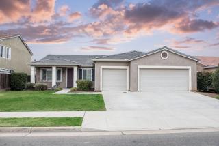 2663 Scott Ave, Clovis, CA 93611-6974