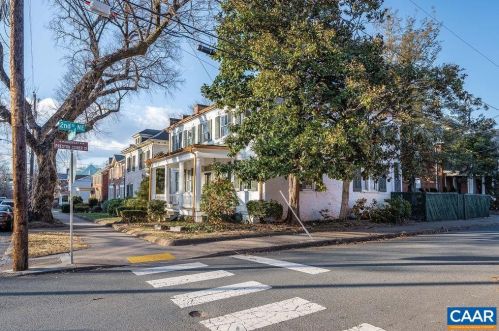 115 High St, Charlottesville, VA 22902-5018