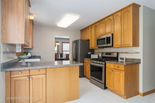 616 Sheffield Ln, Lemont IL  60440-1023 exterior