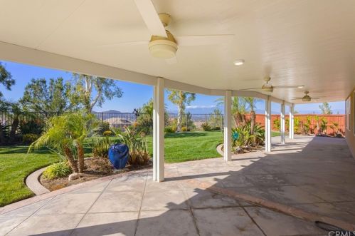 17089 Bluff Vista Ct, Riverside, CA 92503-8714