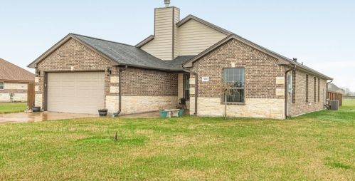908 Quarter Horse Trl, Angleton, TX 77515-9097