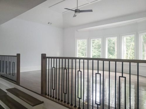 367 Herrington Dr, Atlanta GA  30342-3819 exterior