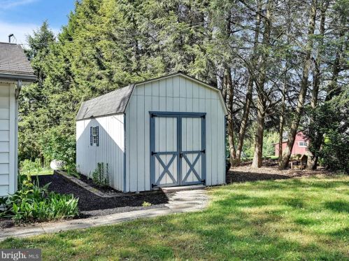 134 Scenic View Dr, Ephrata PA  17522-9570 exterior