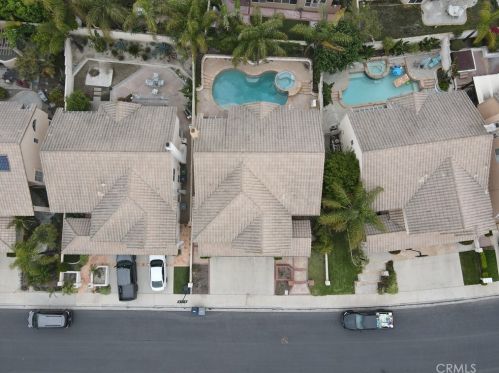 11 Calabria Ln, El Toro, CA 92610-1902