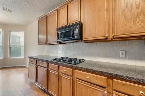 5700 Trinity Ln, Fort Worth TX  76137-5547 exterior