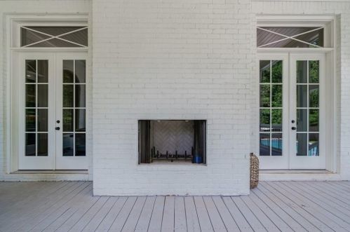 2799 Mabry Rd, Atlanta GA  30319-2828 exterior
