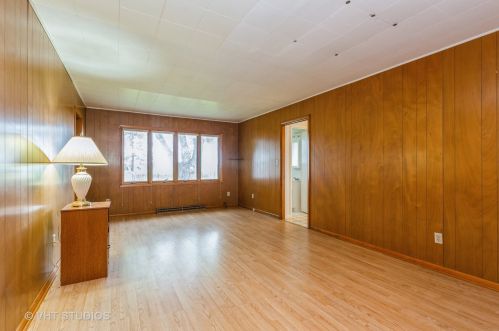 15354 Plank Rd, Sycamore IL  60178-8743 exterior