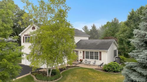 701 Glacier Pkwy, Barrington Hills, IL 60102