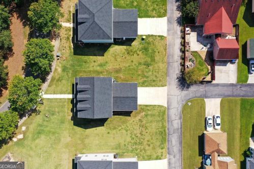 218 Monarch Village Way, Stockbridge GA  30281-7769 exterior