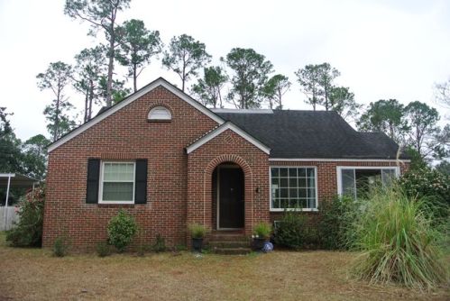 910 7th Ave, Albany, GA 31701-1741