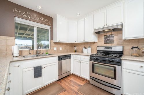 19063 Spalding Ave, Riverside CA  92508-9417 exterior