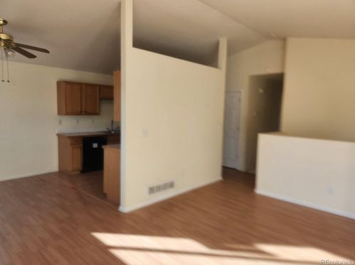 909 25th Street Rd, Greeley, CO 80631-7906