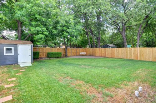 3133 Willing Ave, Fort Worth TX  76110-3833 exterior