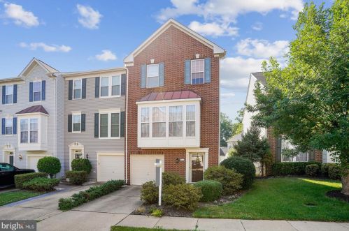 9731 Plaskett Forest Ln, Lorton, VA 22079-2133