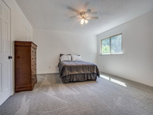 2139 Lavaca Trl, Carrollton TX 75010-4025 exterior