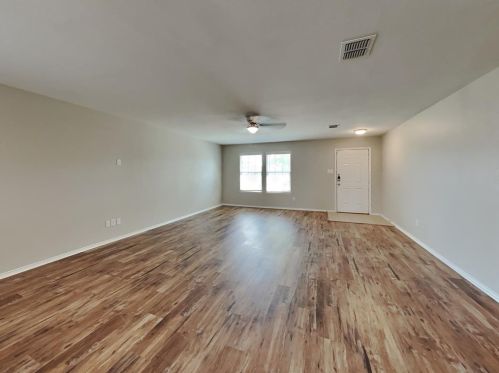 213 Silver Lake Trl, Fort Worth TX  76140-6608 exterior