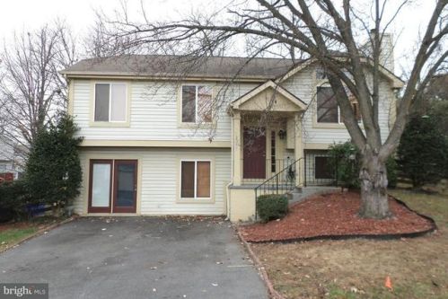 14918 Falconwood Dr, Burtonsville, MD 20866-1349